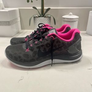 Women’s Nike Lunar Glide 5 leopard print